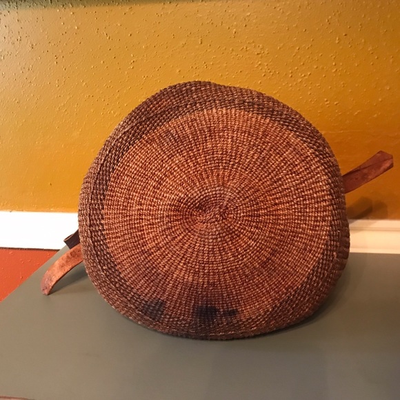 Ratan Basket Shoulder Bag - Picture 6 of 8